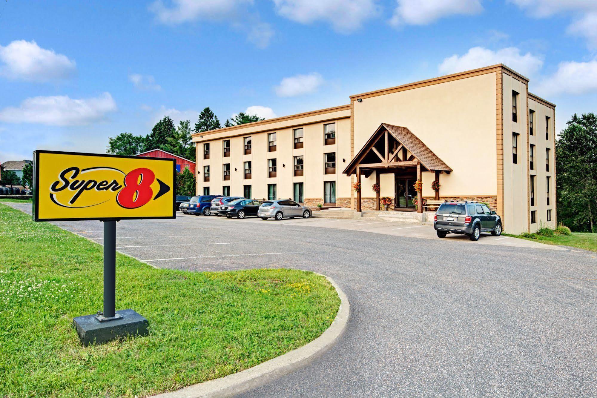 Super 8 Huntsville Eksteriør bilde